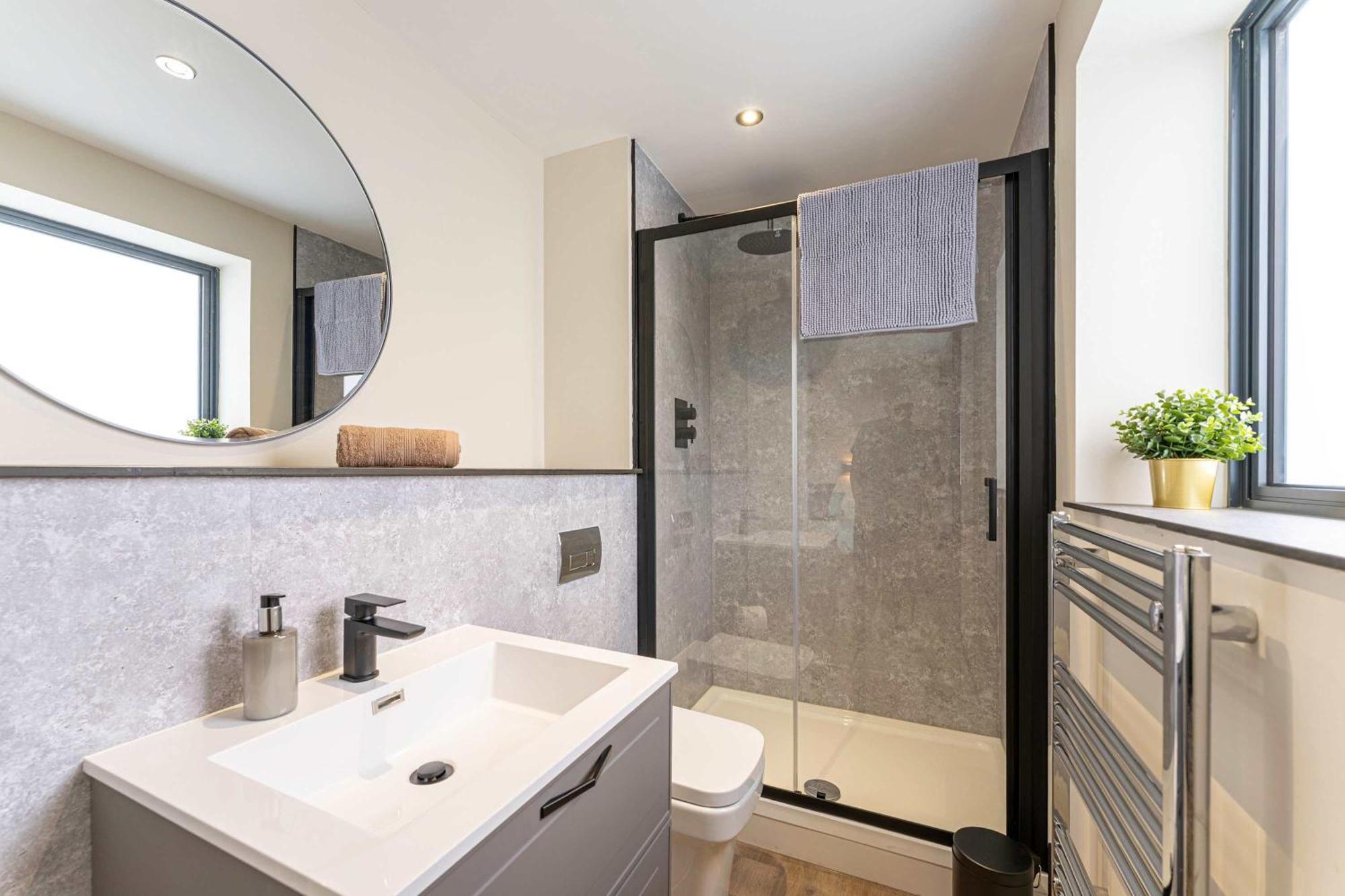 Stylish 2 Bedroom Apartments In Derby Ngoại thất bức ảnh