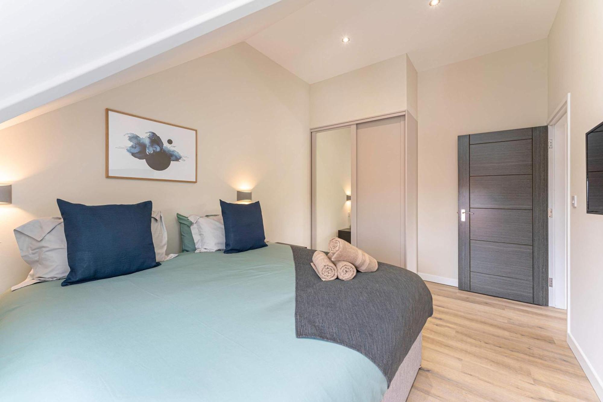 Stylish 2 Bedroom Apartments In Derby Ngoại thất bức ảnh